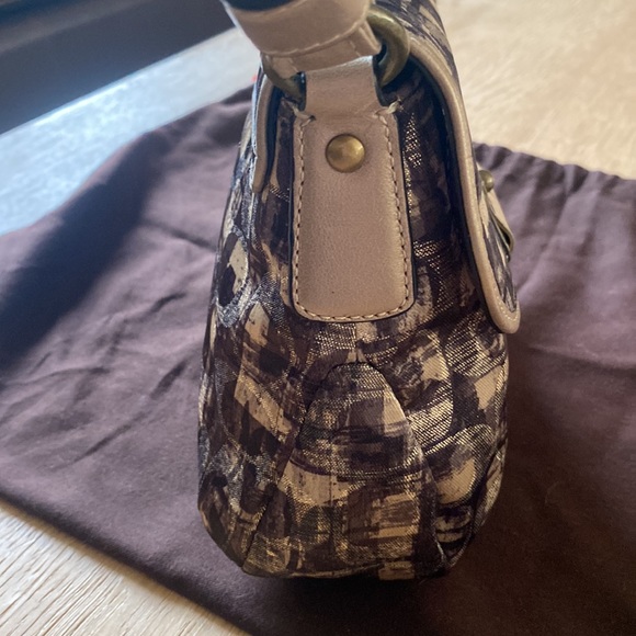 Coach Gold/Black mini shoulder Bag EUC - Picture 8 of 11